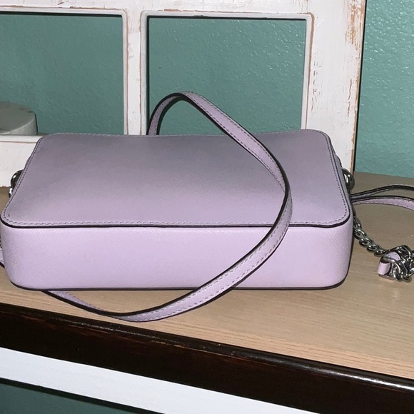 Michael Kors Lilac Jet Set Crossbody Bag - Picture 6 of 16
